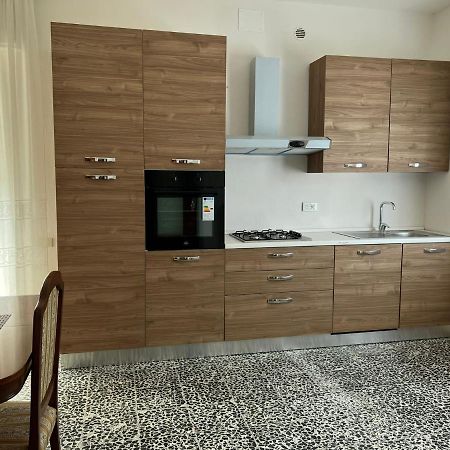 A Casa Di Norma Appartement Venturina Terme Buitenkant foto