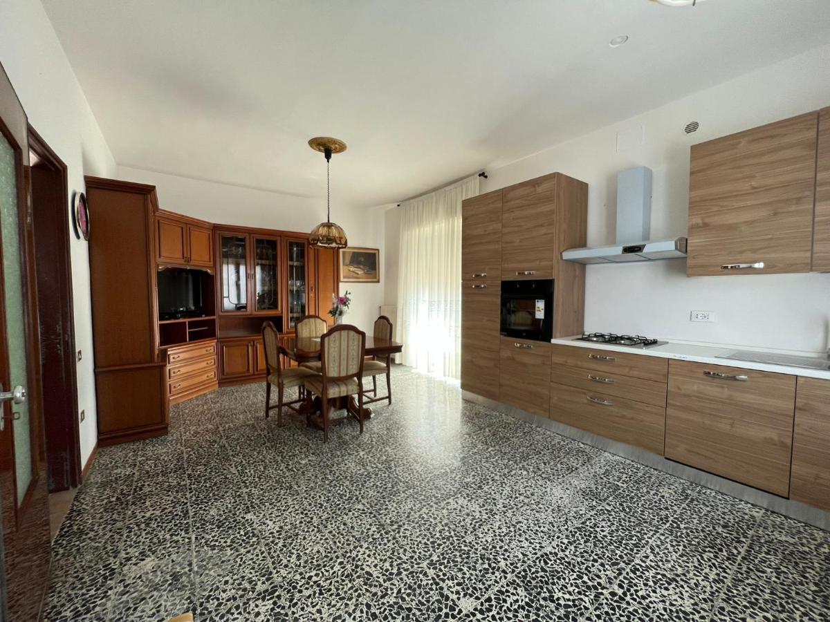 A Casa Di Norma Appartement Venturina Terme Buitenkant foto